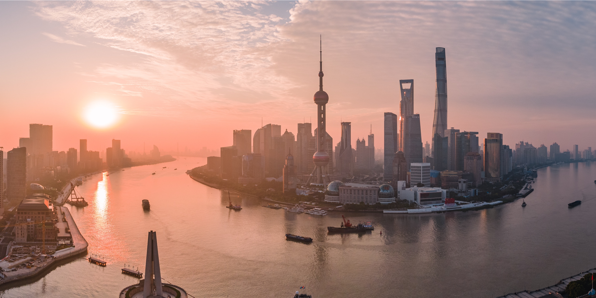 thumbnails Navigating Business Landscape in Shanghai