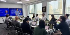 thumbnails AI & Data Analysis Training